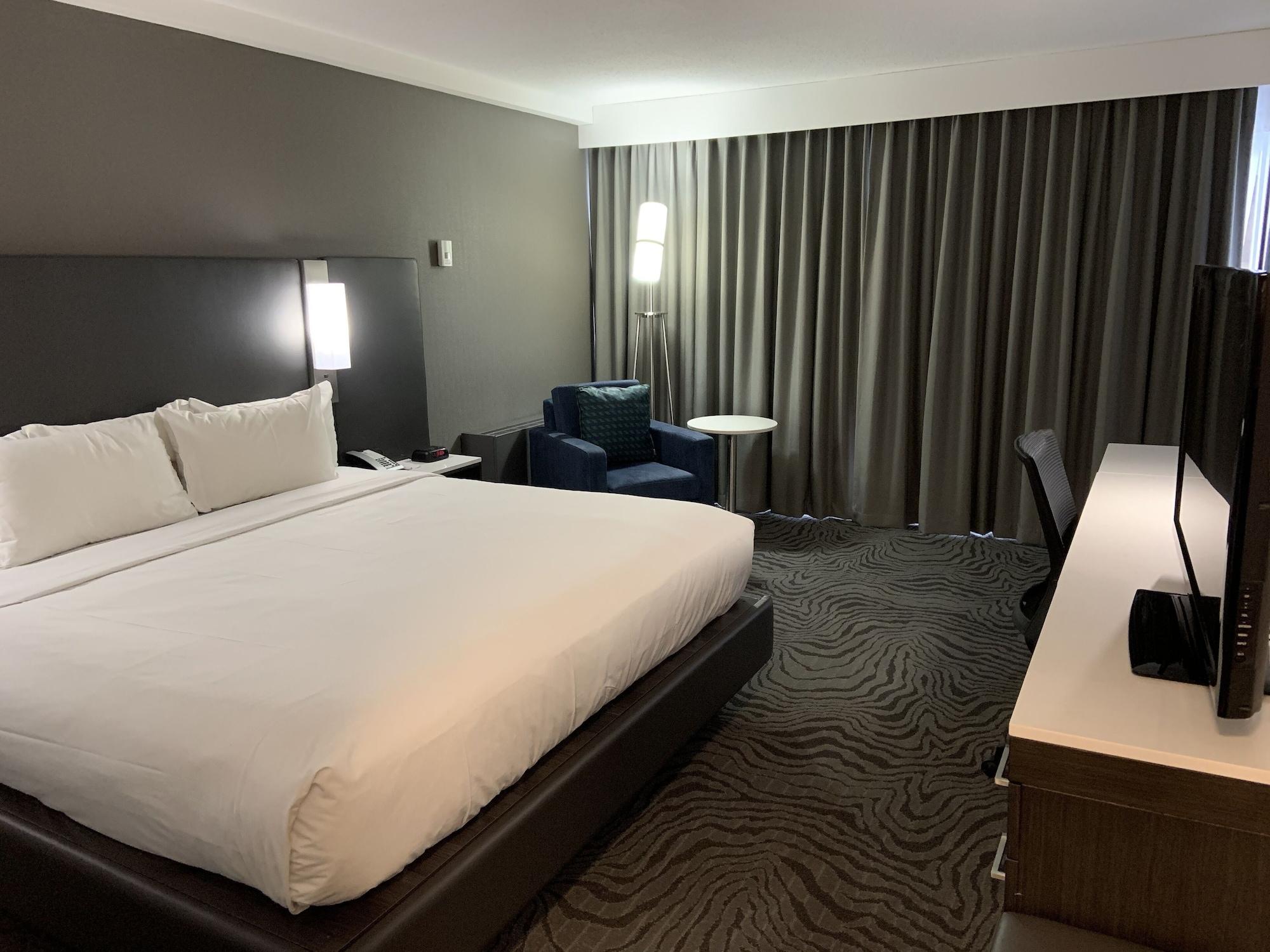 Doubletree By Hilton Calgary North Hotel Exterior foto